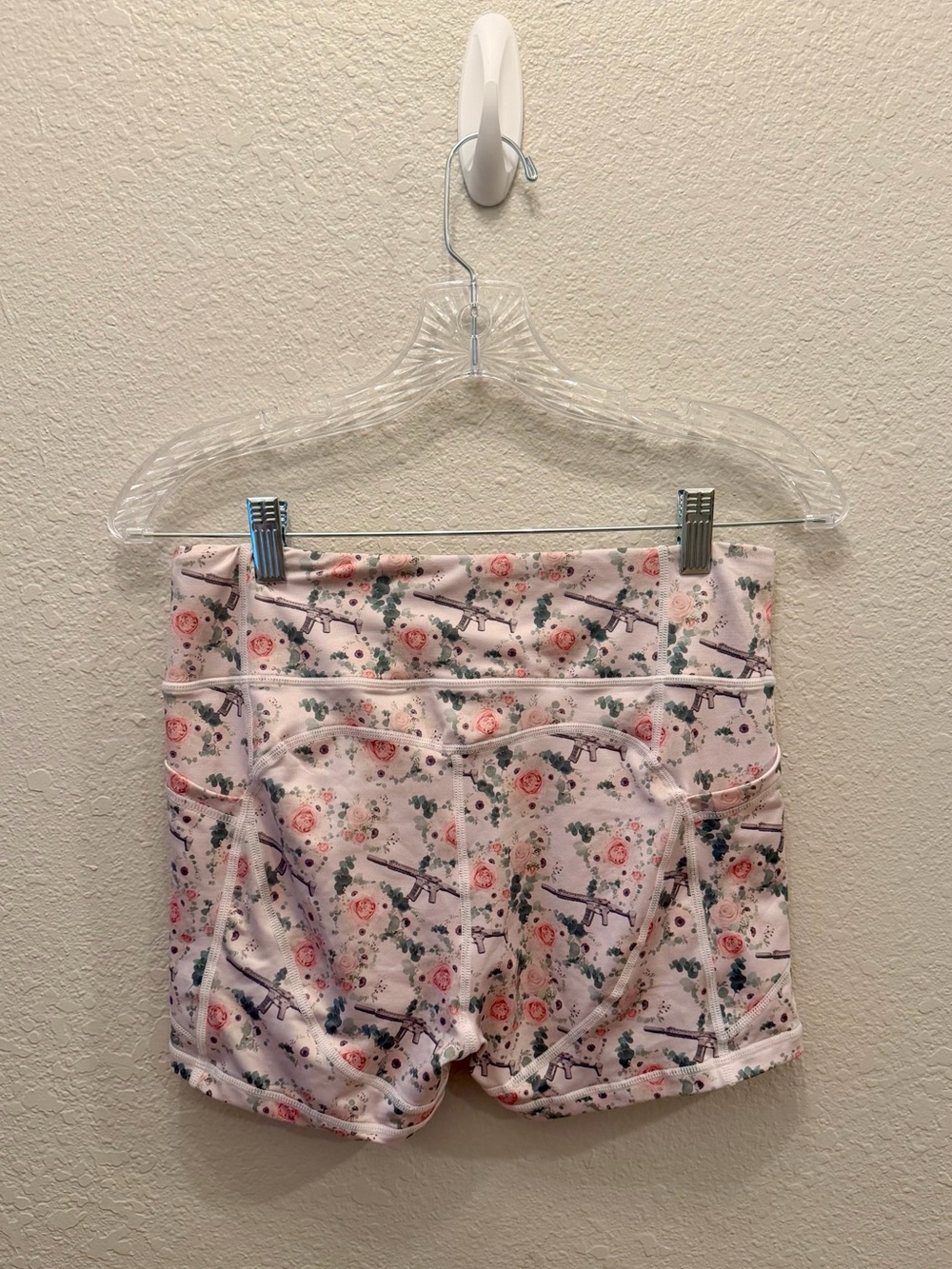 Floral & Rifle Print Women’s Workout Shorts – Size Medium - Picture 2 of 3